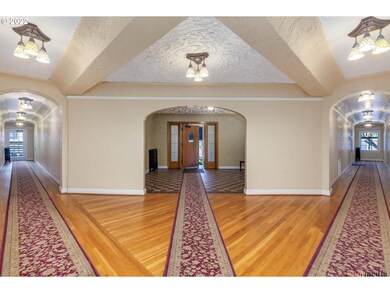 Entrance/Foyer