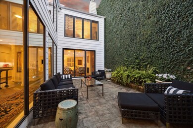 10 S Briar Hollow Ln unit 55, Houston, TX 77027 - photo 4