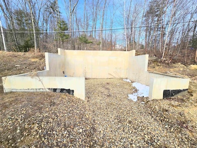 200 Hemlock Dr, Gilmanton, NH 03237 - photo 5