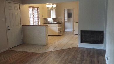 1020 Kitchen and entry