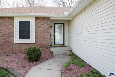 2313 Huber Ln, Terre Haute, IN 47802 - photo 5