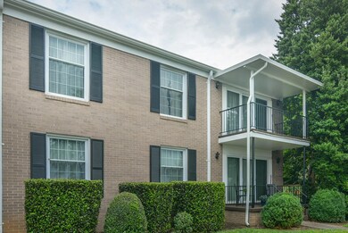 216 University Pkwy unit 28W, Johnson City, TN 37604 - photo 6