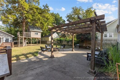 404 Rollingwood Cir, Fayetteville, NC 28305 - photo 2