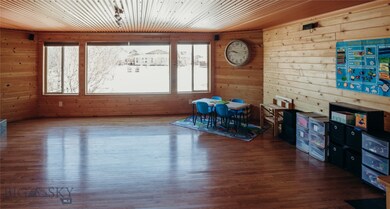 Family Room over-looking back yard.