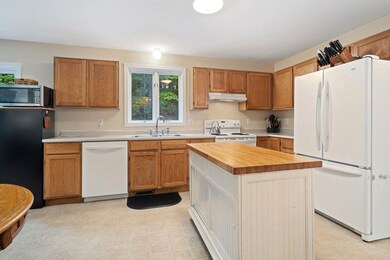 221 Savage Rd, Milford, NH 03055 - photo 6
