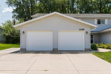 1495 Daleview Dr unit 2, Marion, IA 52302 - photo 3