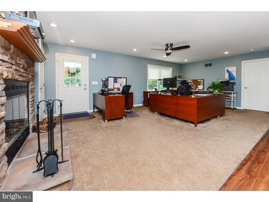 205 Myrtle Ln, Berlin, NJ 08009 - photo 4