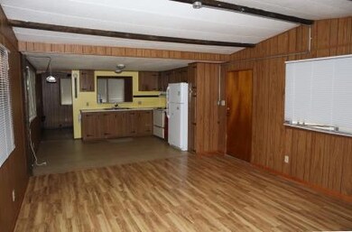 127 Harris Road 013