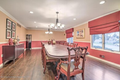 009_DINING ROOM (1024x685)