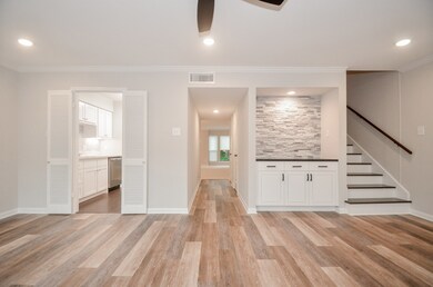 10274 Briar Forest Dr unit 25, Houston, TX 77042 - photo 6