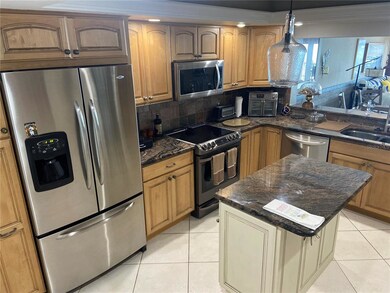 Beautifully updated kitchen