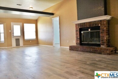 911 Risen Star Ln, Copperas Cove, TX 76522 - photo 5