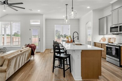 3476 Pointe Du Hoc Dr, Bryan, TX 77808 - photo 5