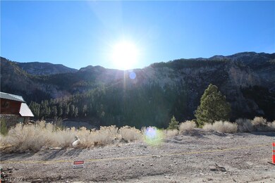 Panoramic views of canyons, peaks, and forests str