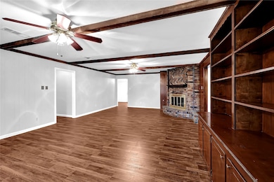 1927 Goode St, Alvin, TX 77511 - photo 4