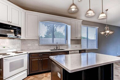 807 W Carob Dr Chandler AZ-large-010-12-