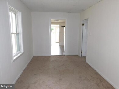 200 S Mildred St, Ranson, WV 25438 - photo 7