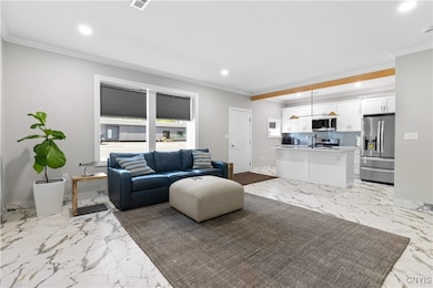 238 Oriskany Blvd unit 3, Whitesboro, NY 13492 - photo 3