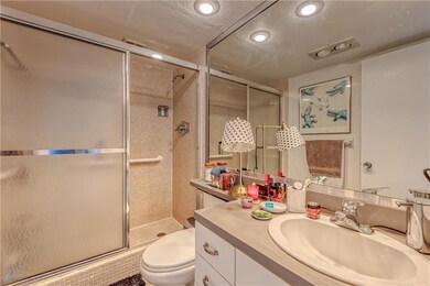 Bathroom with Walk in shower
