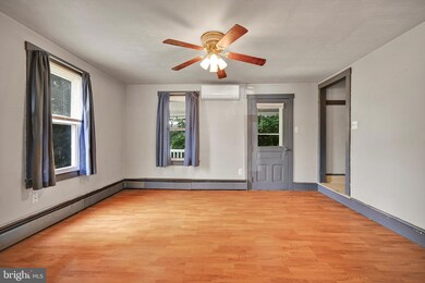 46 E Mohn St, Mohnton, PA 19540 - photo 7