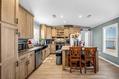 101 Pond View, Elgin, OK 73538 - photo 5