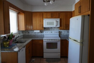 341 8th St S unit 2, Brigantine, NJ 08203 - photo 3
