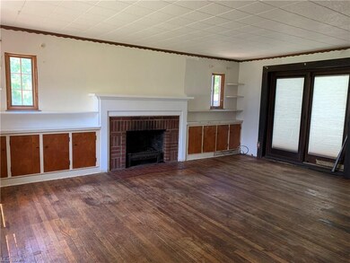 5459 E Lake Rd, Sheffield Lake, OH 44054 - photo 5