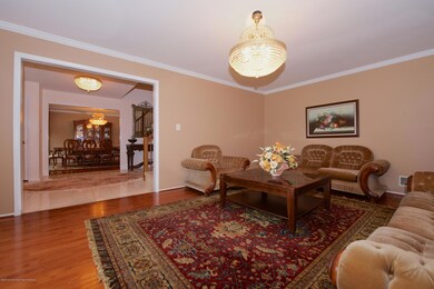 5 Elisa Ct, Manalapan 6