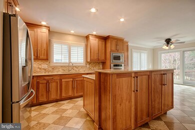 1310 Pavilion Club Way, Reston, VA 20194 - photo 6