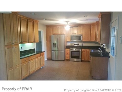 340 Edinburgh Dr, Fayetteville, NC 28303 - photo 5