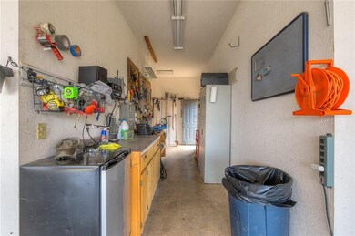 garage workspace
