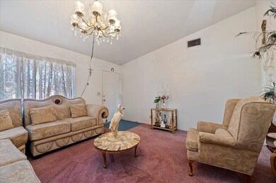 06-Living Room