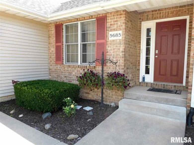 5685 Appleton Rd, Bettendorf, IA 52722 - photo 2