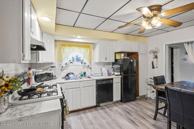 1207 Sloan St, Scranton, PA 18504 - photo 7