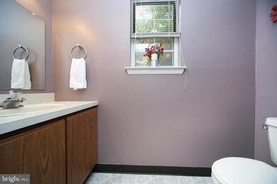 9 Kern Dr, Perkasie, PA 18944 - photo 5