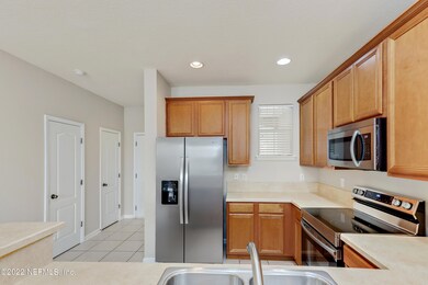 8826 Shell Island Dr, Jacksonville, FL 32216 - photo 4