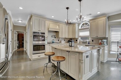 08-Kitchen