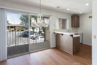 42849 15th St W unit 4, Lancaster, CA 93534 - photo 5