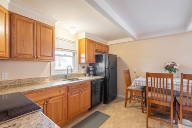 102 Worcester Rd, Charlton, MA 01507 - photo 2