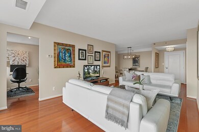 The Fallswood, Rockville, MD 20852 - photo 7