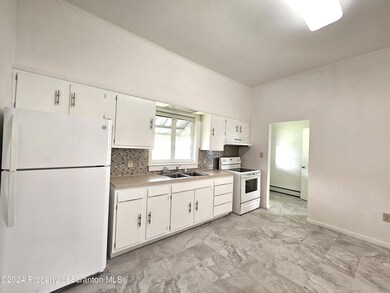 729 W Locust St unit 1, Scranton, PA 18504 - photo 4