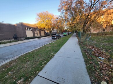 3059 W Arthington St, Chicago, IL 60612 - photo 4