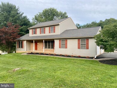 25 Pheasant Run Rd, Boyertown, PA 19512 - photo 3