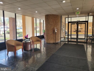 Elmont Condominium unit 505, Baltimore, MD 21215 - photo 3