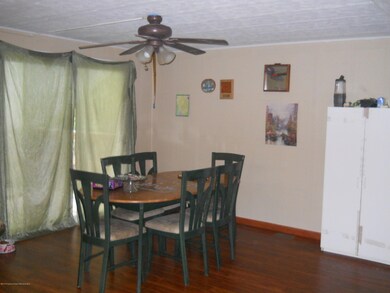 1366 Sage Ct 005
