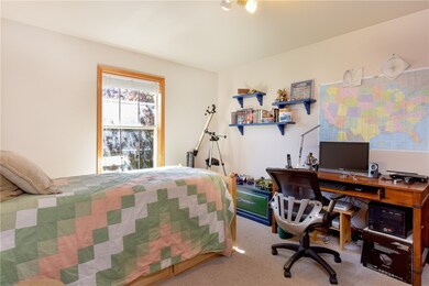 1324 Bridgeview Dr, Lynden, WA 98264 - photo 2