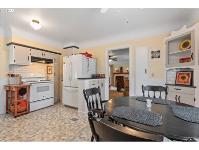 2020 Myrtle St, Baker City, OR 97814 - photo 6