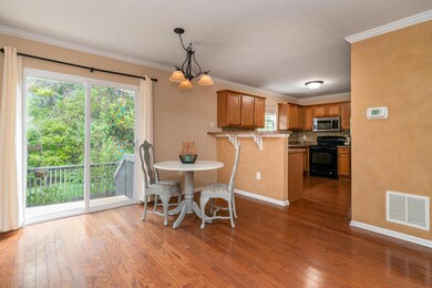 8317 Bruntsfield Rd-12