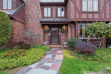 37 Stanley Rd, Swampscott, MA 01907 - photo 2