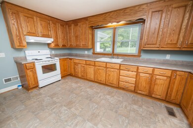 791 Lyman Rd, Inman, SC 29349 - photo 5